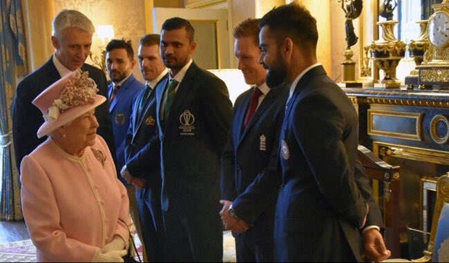 effucktivehumor's tweet photo. "Why do you keep chanting English player ben stokes's name everytime?" https://t.co/SdTpukGn7b