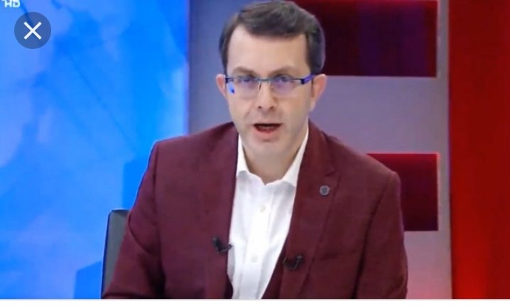 SemihGencer4's tweet photo. Şu adamı dövsem içim çok rahatlar https://t.co/Ap8r4WAf5s