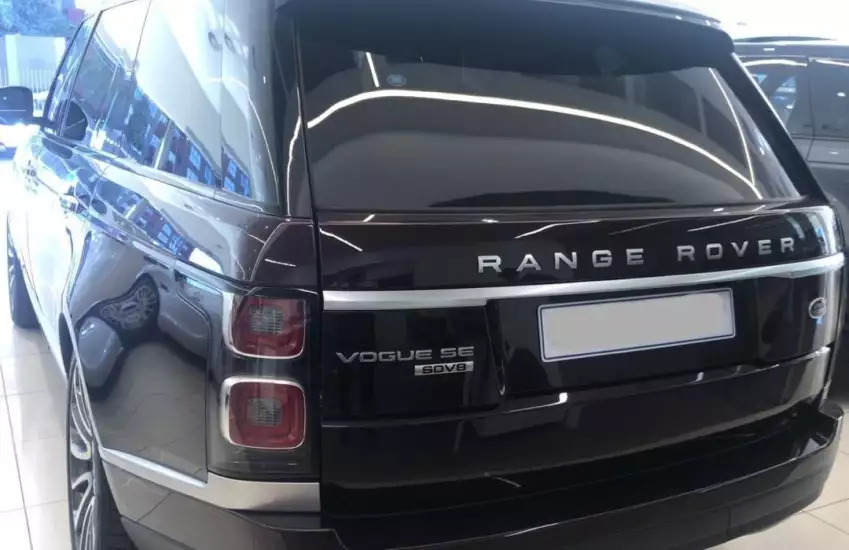 drivenrsa's tweet photo. 2019 Land Rover Range Rover Vogue SDV8 L
R2,699,000
One of a kind!
In Rosello Red (Blackish Maroon)
SDV8 4.4 V8
L (Extra Length)
Only 626kms
0810626741 https://t.co/6elY3RRd1h