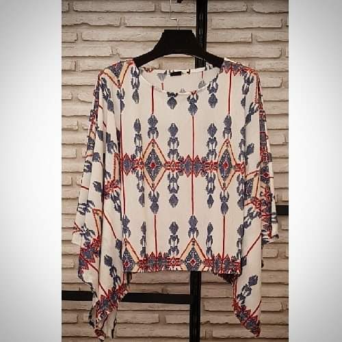 Otantik desen panço bluz.
.
.
.
.
#panço #panco #otantikelbiseler #etnikdesen #bluz #blousestyle #blouse #poncho #authentic #kadingiyim #bayangiyim #bayan #kadin #yazmodası #yenisezon #beğeni #urunumusatiyorum #follow #bolu #istanbul #bukombin #butik #tarz #stil