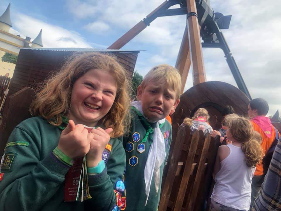 19thMaidenhead's tweet photo. The sun is shining here at Gulliver's Land with @1stMaidenhead Can't see these jumpers staying on long. #cubjam #ilovemash #cubjamradio https://t.co/RdIklsj85f