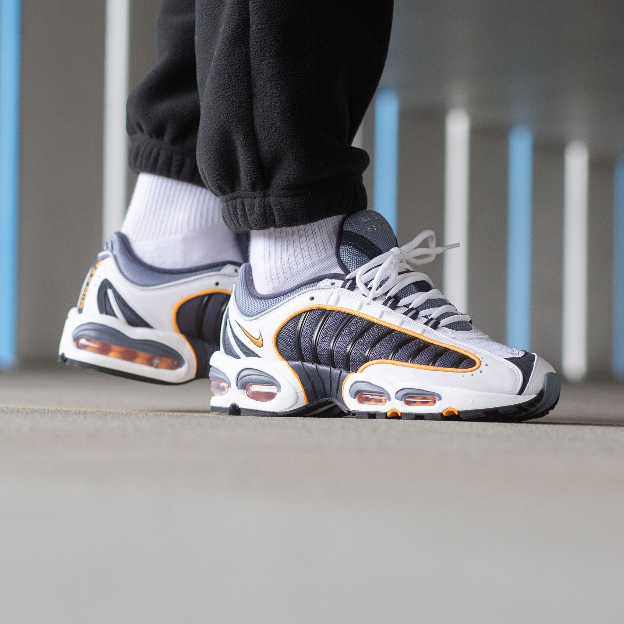 nike air max tailwind iv metro grey