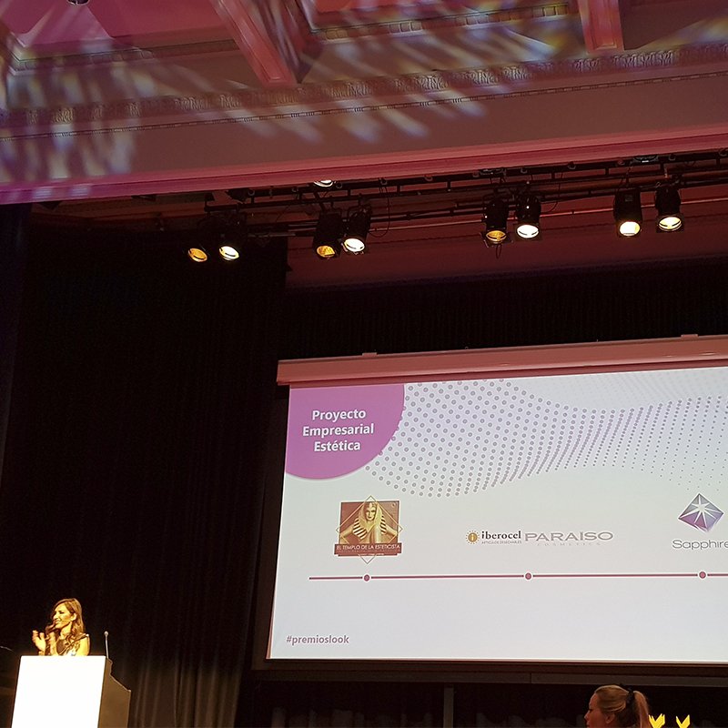 <a href="/PARAISOCOSMETI/">PARAISO COSMETICS</a> asistió a la entrega de Premios Salón Look como finalista en la categoría de "Mejor Proyecto Empresarial de Estética". Enhorabuena a todos los ganadores y felicitamos a la organización del evento <a href="/SalonLook_/">Salon Look</a> Ha sido un placer! Hasta el año que viene!
