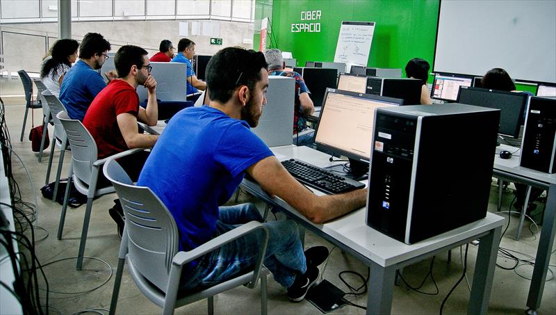 Área de Empleo e Inclusión Social de FSMLR tweet media