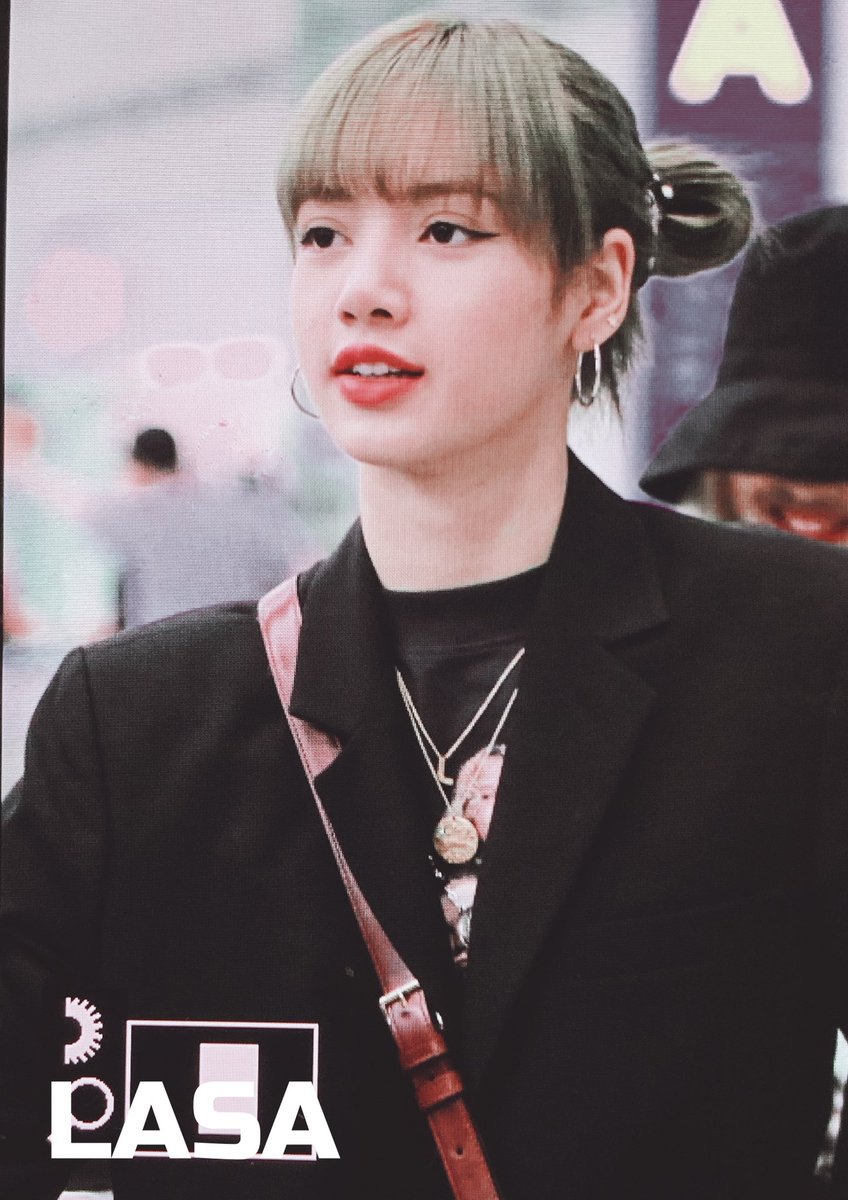 LASAforLISA's tweet photo. #블랙핑크  #BLACKPINK  
#리사 #LISA #リサ

190530 ICN🛬Arrived https://t.co/2CcLomN17Z