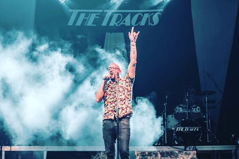 thetracksbanda's tweet photo. Siempre hemos pensado que una de las fiestas más tremendas de nuestra Región son las de #Alcantarilla.
Pero experimentar el nivelazo de producción y humano que hay allí, no te deja en la boca y en el corazón más que palabras de gratitud:
UN BILLÓN DE GRACIAS #TracksNRoll ❤️😉😍❤️ https://t.co/HtE2BKiIlR