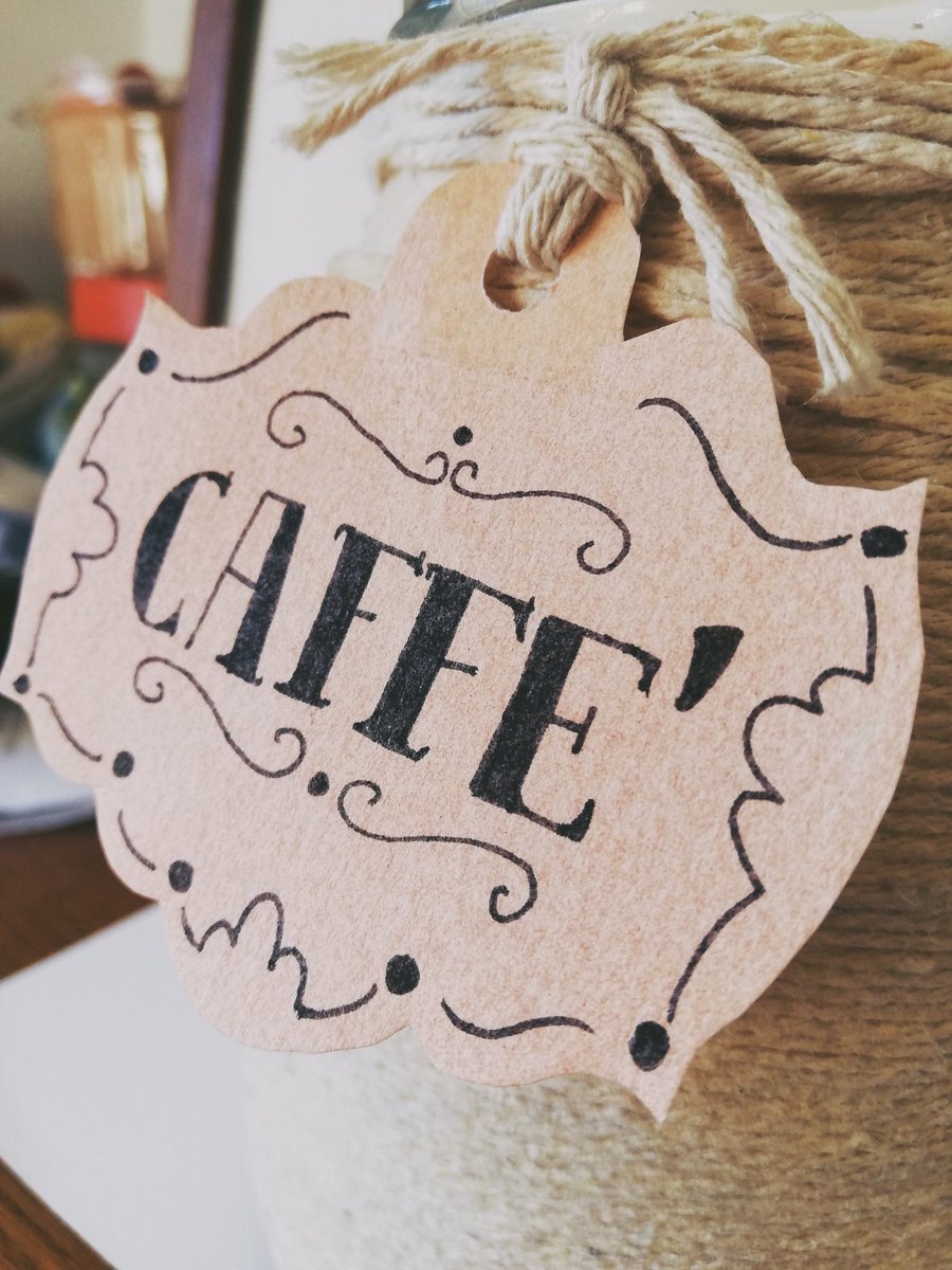 la_genna's tweet photo. HANDMADE gift by ME 😍😍💘🌺
#handmade #handmade #handmadewithlove #handmadegifts #gift #giftideas #decoideas #homesweethome #home #homemade #girly #girlsgift #giftideas #engaged #wedding #home #homemade #homesweethome #handmadewithlove #handmade #handcraft #wedding https://t.co/k35pSzYadt