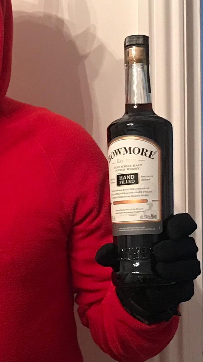 DistillerMarket's tweet photo. Devils Cask 666
The devil made a special appearance at Bowmore open today. A new hand fill from Cask 666 was launched!
#feisile2019 #bowmore #devilscask #whisky #islay #distillersmarket https://t.co/0AfPsIKDGl