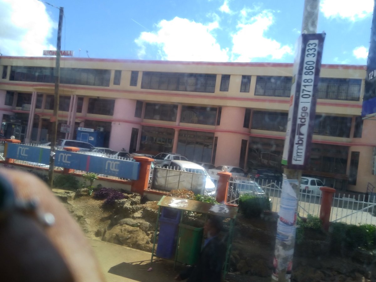 wairimup's tweet image. #Kot @KeNHAKenya  #KBCNewsHour Zion Mall a bridge should be constructed for pedestrians