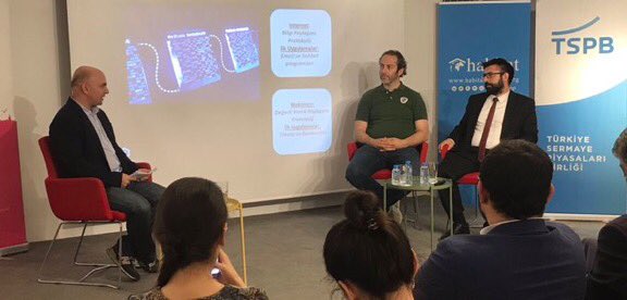 tspborgtr's tweet photo. “Geleceğin Dönüştürücü Gücü – Blockchain” paneli @Bahcesehir Blockchain Araştırma ve Uygulama Merkezi Direktörü Sayın Dr. @berdamar, Gazeteci Yazar Sayın @ozanonat ve @Kimlicapp Co-Founder &amp; CEO’su Sayın @gokhanseckin ile başladı. https://t.co/8a9ARLTe8M