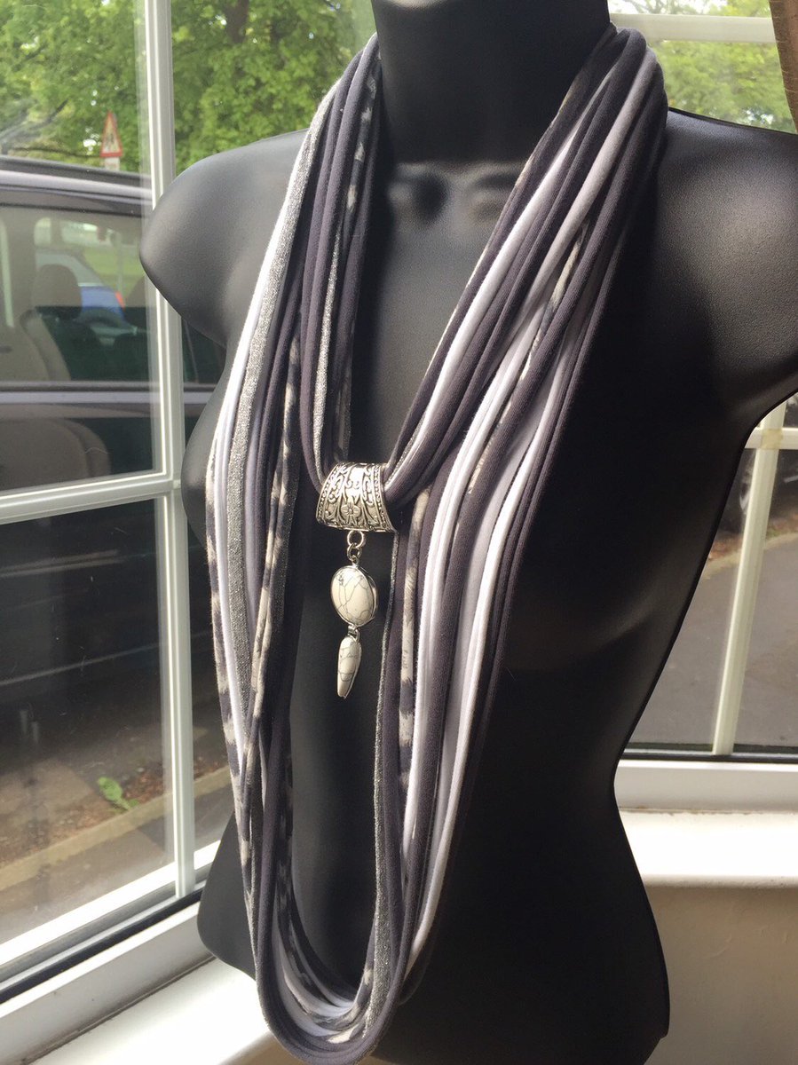 PalouleScarves's tweet photo. Excited to share the latest addition to my #etsy shop: Designer spaghetti necklace in greys and white with agate pendant #accessories #fashion #holidays #etsyuk #shopping #designerscarves #necklacependant @paloulescarves https://t.co/kXhUGTIjxh https://t.co/XQNHmzVgh9