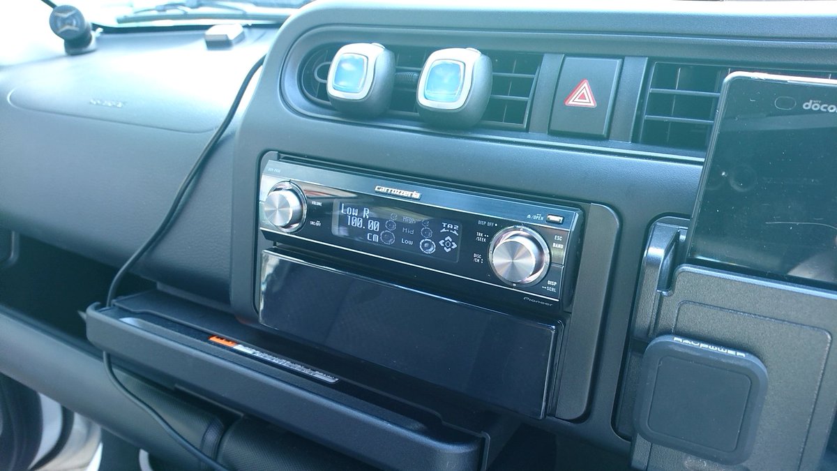 773sound على تويتر お仕事車に ついに装着 円のスピーカーとは思えない取り付け 笑 調整の出来るデッキとサブを持ってたので 音はご機嫌です プロボックス スピーカー お仕事車 カロッツエリア