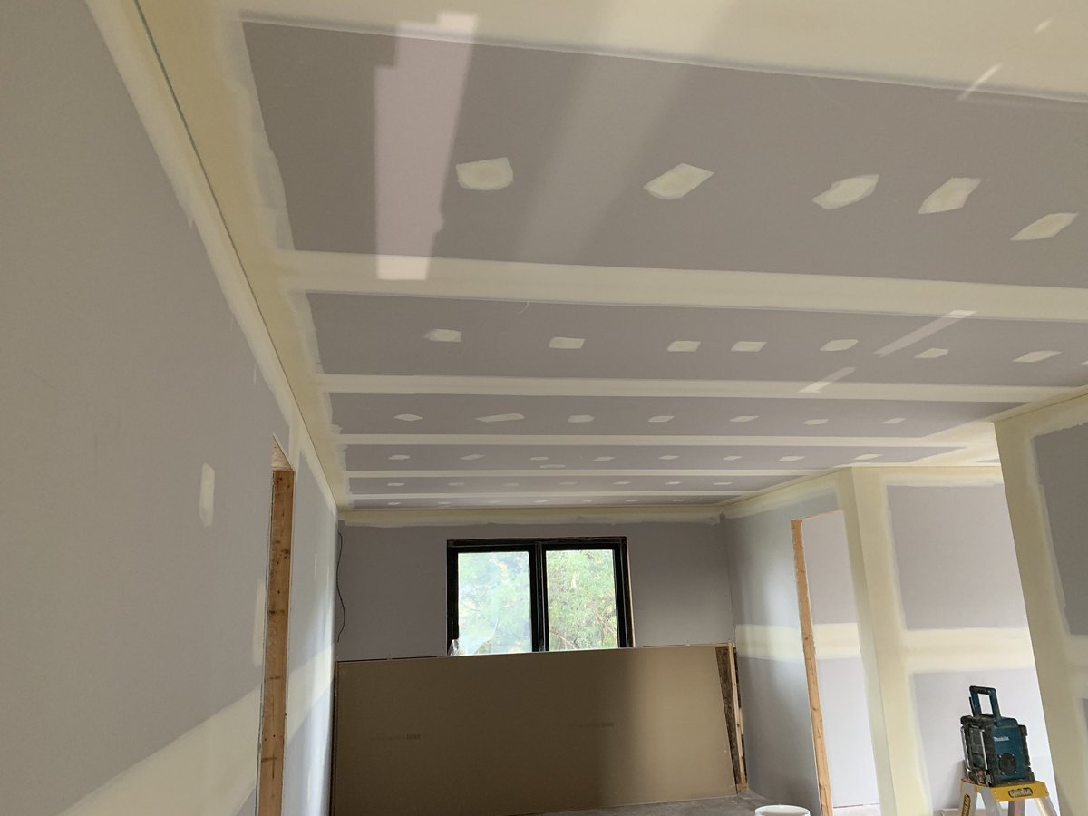 CleanPlaster's tweet photo. Hanging well underway in Malvern East.
#cleanplaster #distinctlydifferent #cleanplastermelbourne #plaster #construction #building #plasterersmelbourne #weloveit #luxury #luxurydesign #luxuryliving #knaufplasterboard #squareset #windowreveals #suspendedceiling #malverneast https://t.co/jzneIpyrmF
