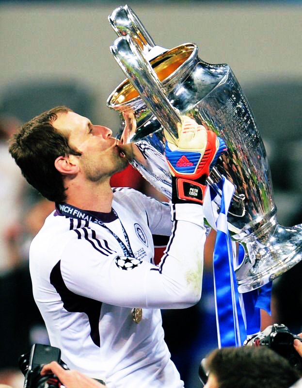 justkeepers's tweet image. The end of an era....

850 games ⚽️ 
367 clean sheets 🧤 
18 Trophies 🏆 
The most clean sheets in Premier League History ⛔️ 

Congratulations on a legendary career Petr Cech

👏👏👏👏

#GoalkeepingLegend #PetrCech