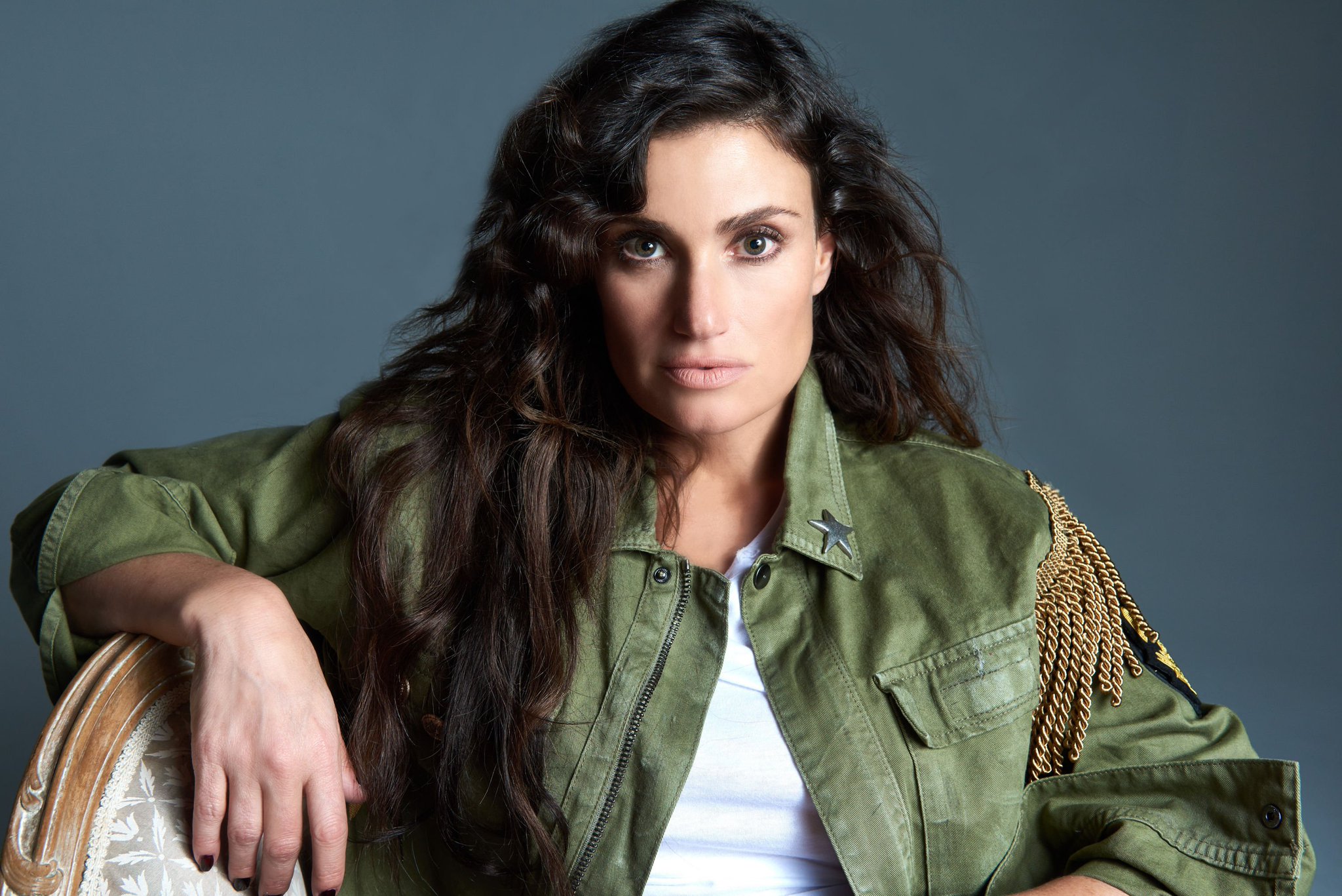 We couldn\t Let It Go without mentioning that it\s Idina Menzel\s birthday today! Many happy returns 