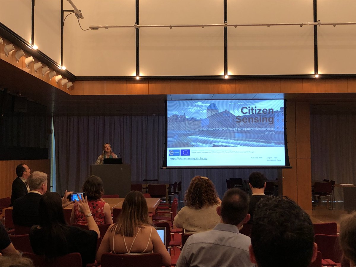Can CitizenSensing contribute to adaptive governance? Sara Santos Cruz presents research from the #citizensensing.eu project at #ECCA2019 @ECCA2019 @climateurope