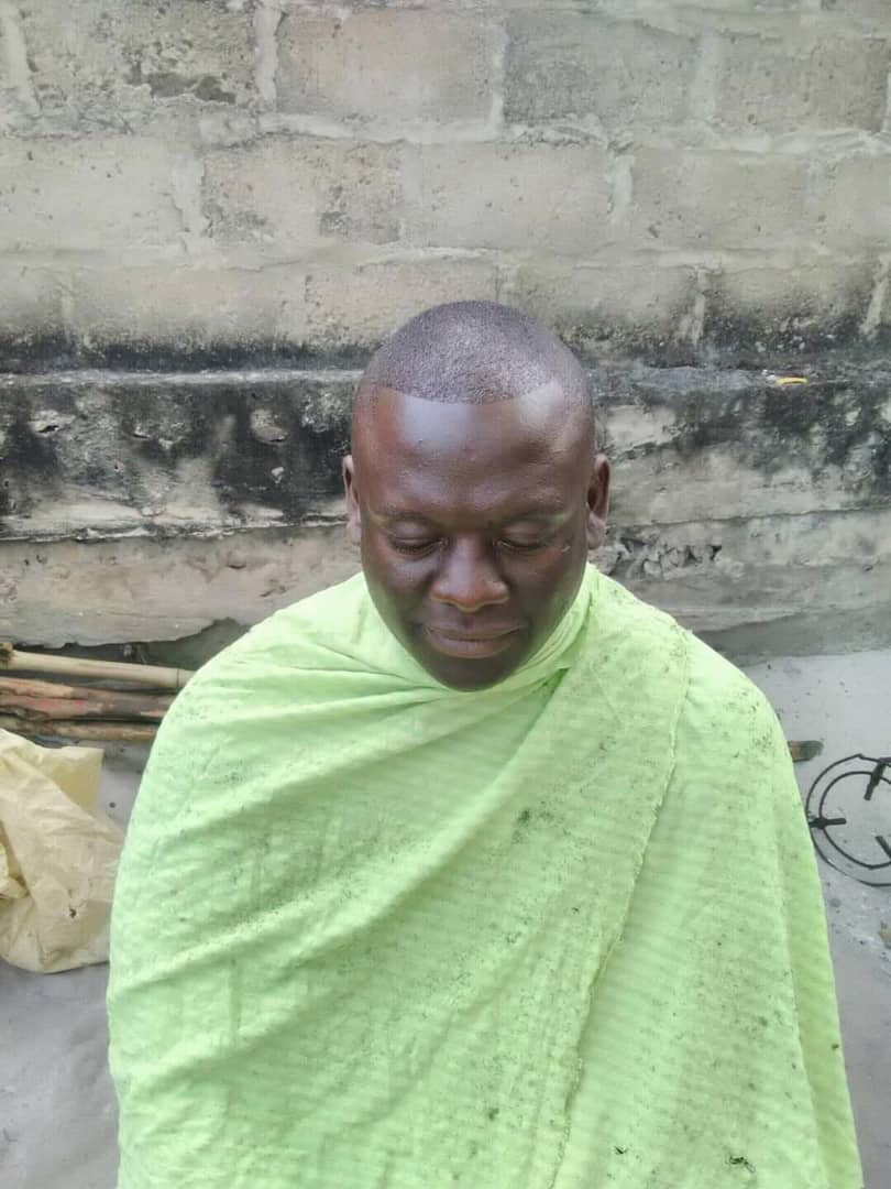 Congo_is_One's tweet photo. « Nous ne pouvons pas former les femmes et oublier les hommes. Nous devons former les hommes à connaître le potentiel des femmes. » @SakenaYacoobi  
#Congo #Woman #Barbershop #HairCut  https://t.co/XZSOw4n5xP https://t.co/KVuJ9eEdvT