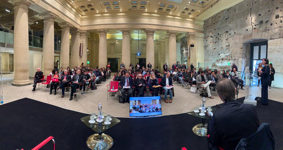 <a href="/borzilidia/">Lidia Borzi</a>  "Non possiamo permettere che i #giovani si abituino a sognare a scarto ridotto, perché se tagliamo le ali ai loro #sogni, tagliamo le ali alla #speranza e al #futuro del nostro paese"  #lavOROnonostantetutto