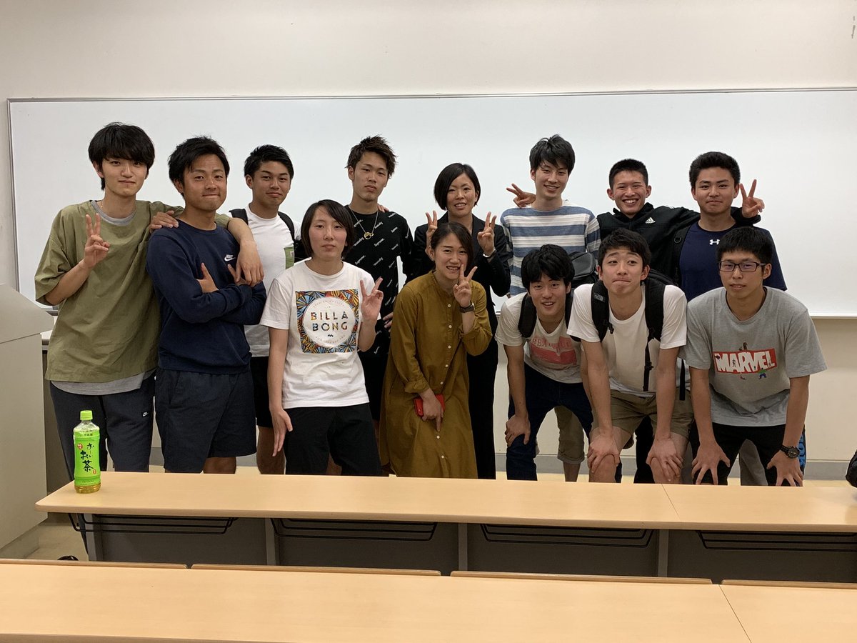 Uzivatel 体育進学センター 受験予備校 Na Twitteru 代々木本科 出身の生徒たち みんなしっかり頑張るんだよー 集まってくれてありがとう タイシンobog タイシン代々木本科 東海大学体育学部