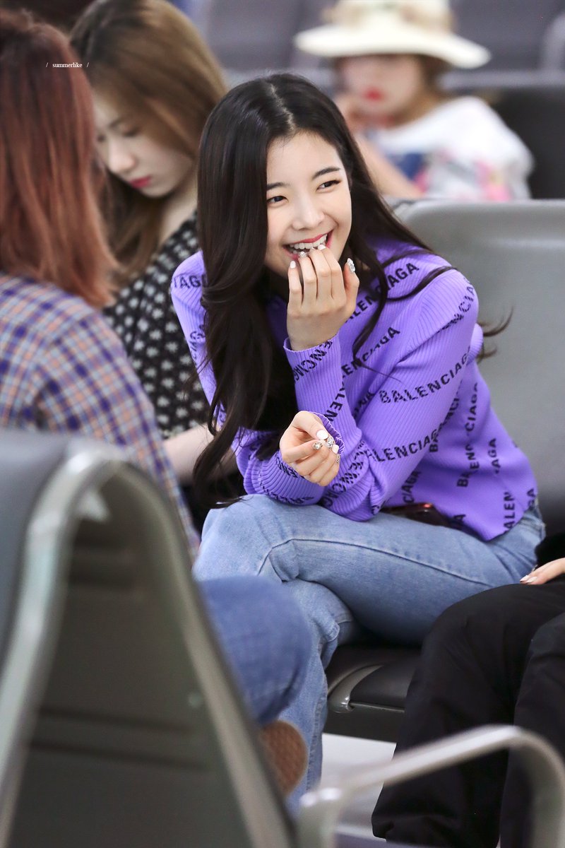 summerlike_lia's tweet photo. 190517 GMP 
#리아 #ITZY #LIA #있지 @ITZYofficial https://t.co/Oz1FYuXvkv