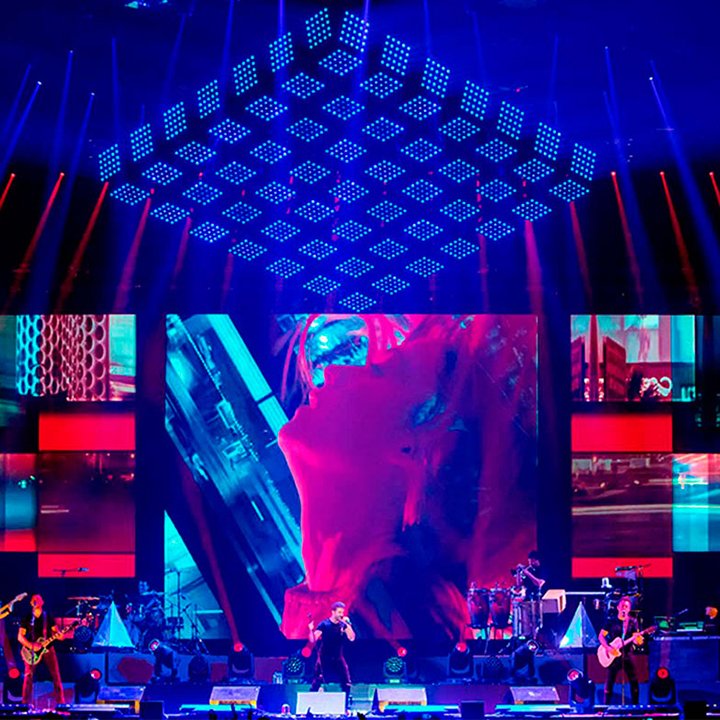 instalia_eu's tweet photo. @Fluge_AV equipa con #SistemasSonidoProfesional de @MeyerSoundEs el #TourPrometo 2019, #PabloAlborán asombrando con su puesta en escena en su gira.⭐️Entérate https://t.co/PReEWc5sZd👈
#SistemasPA #Subgraves #AltavocesMeyerSound #woofer #subwoofer #SoundLive #TourPabloAlborán https://t.co/2qBwGCJo0y