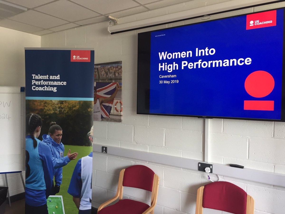 Chrischappie's tweet photo. Can’t be here in person @Lyds87 but very much in the room... Looking forward to catching up with 30 coaches at the Women Into Performance Alumni Event at Caversham. Thanks for the venue and weather 😀 @BritishRowing https://t.co/B3zOTbThHm