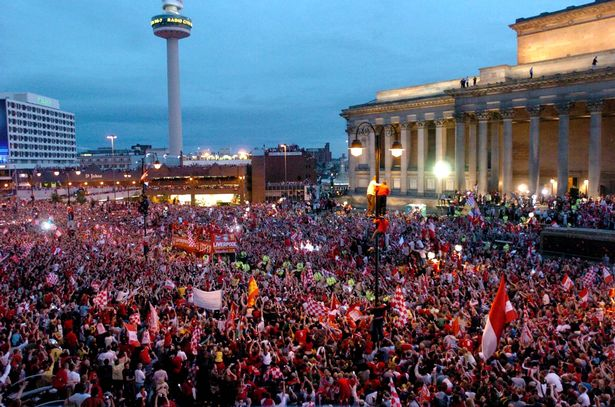 LawKenwright's tweet photo. LFC are off to another European final and I may be a Blue but I'm not going to be bitter about it - I hope they bring it home because nowhere in the UK celebrates football like we do. 

Imagine these scenes again on Sunday? What a city. 

Good luck @LFC https://t.co/scMUsKvih0