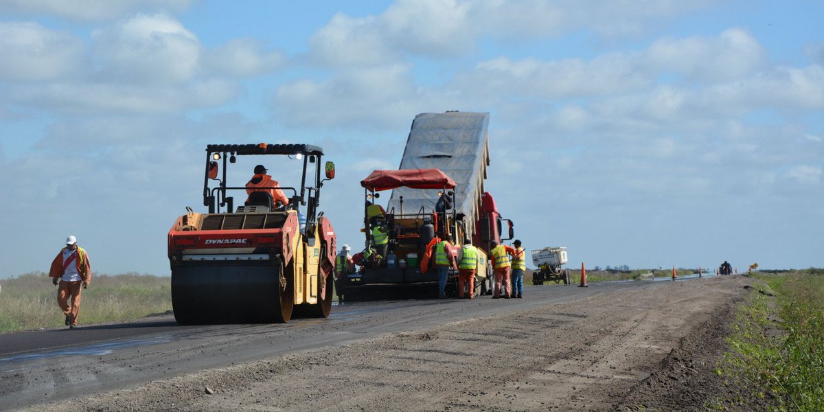 ElConstructorAR's tweet photo. Avanza la #recuperación de la #RN98 en el norte de #SantaFe
#VialidadNacional @Gutierrezpatook
https://t.co/0geHZLR0ir https://t.co/092T66Ofhf