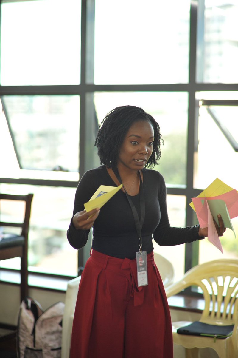 uxpnairobi's tweet image. Currently happening: 
Applying the spine model: A systematic approach of having a shared understanding of human workspace by @anzigalek 

#uxpnairobi #uxp2019 #spinemodel #agile #lean