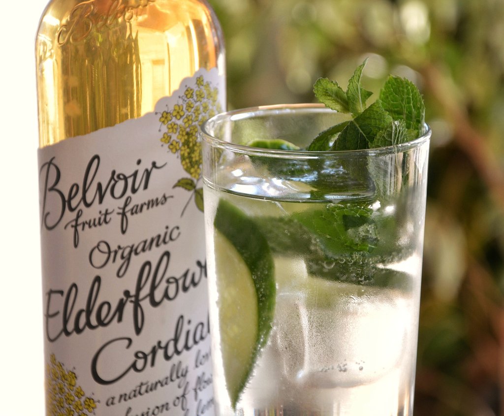Under the warm and bright sun on our #Terrace with a drink to cool off with is a winning combination! ☀🍹 #ElderflowerCordial @belvoirff #London #Hackney