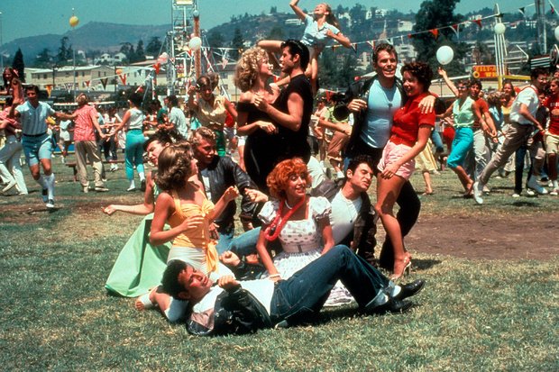 ¿Buscas un plan diferente para el finde? Disfruta del cine al aire libre. #AutocineMadrid ow.ly/LSvV50urGep vía <a href="/VogueSpain/">Vogue España</a>