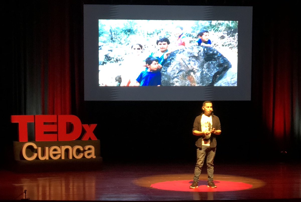 TEDx_Cuenca's tweet photo. Ahora tenemos a Boris Ochoa y su charla “Aprendanos de nuestros Ancestros” 

#TEDxCuenca2019 https://t.co/8KUMzw3MhA
