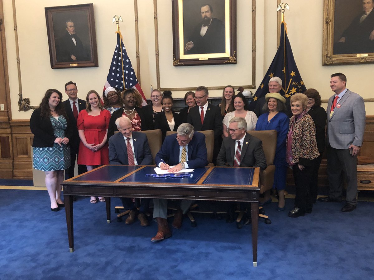 rbehning's tweet photo. This week, the governor signed several of my bills into law that will elevate the teaching profession, drive more dollars to the classroom, expand pre-K statewide, and improve virtual schools. https://t.co/LJCoZn665u