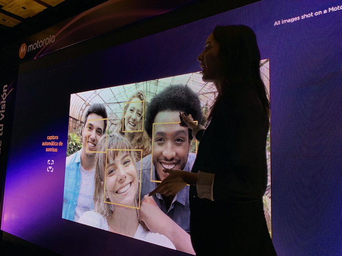 TECH_cetera's tweet photo. Captura de sonrisa #OneVision #ExpandeTuVision de @Motorola_col https://t.co/eegsSlFZWp