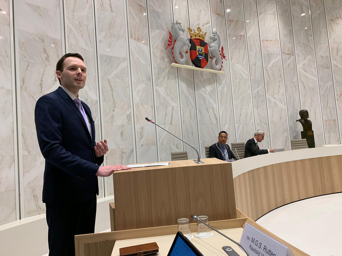 VVD Almere tweet media