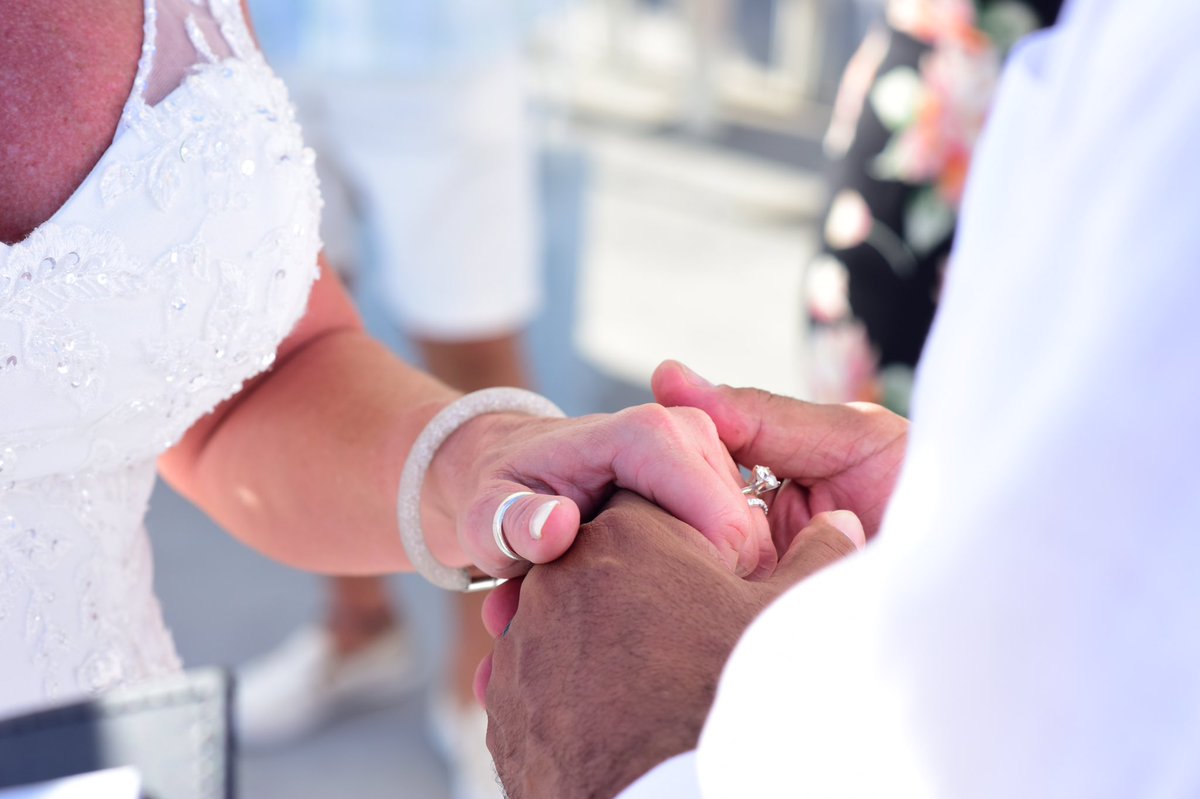 WildLovePhotos's tweet photo. Get married in Mexico! Enjoy 10% off all photo packages for 2020 if you book by August 1. #destinationwedding #weddingphotographer #discount https://t.co/wTAciC1Nfo
