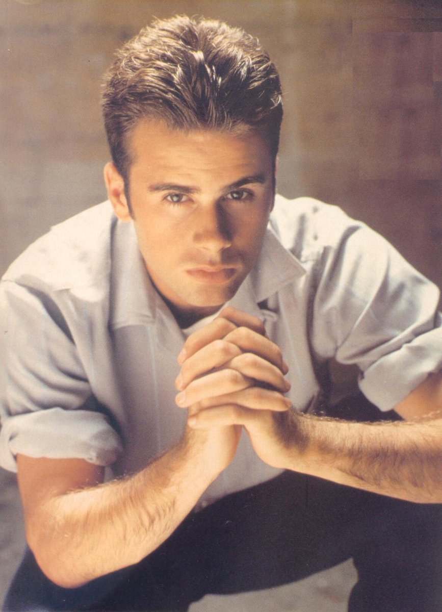 bh90210edits's tweet photo. Happy birthday to the gorgeous and talented Jamie Walters β₯οΈπππ #jamiewalters #raypruit #BeverlyHills90210 #bh90210 https://t.co/ATm6F8ij0z