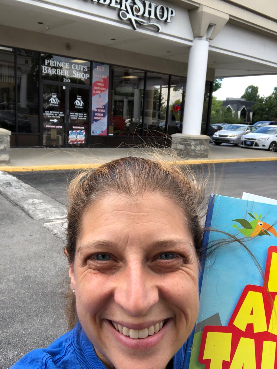 Love what this barber shop is doing, so here is our act of kindness. Cleaned out the kids bookshelves and donated for others. Check out the article here. #vivaverano #somosmaxwell 

kentucky.com/news/local/edu…