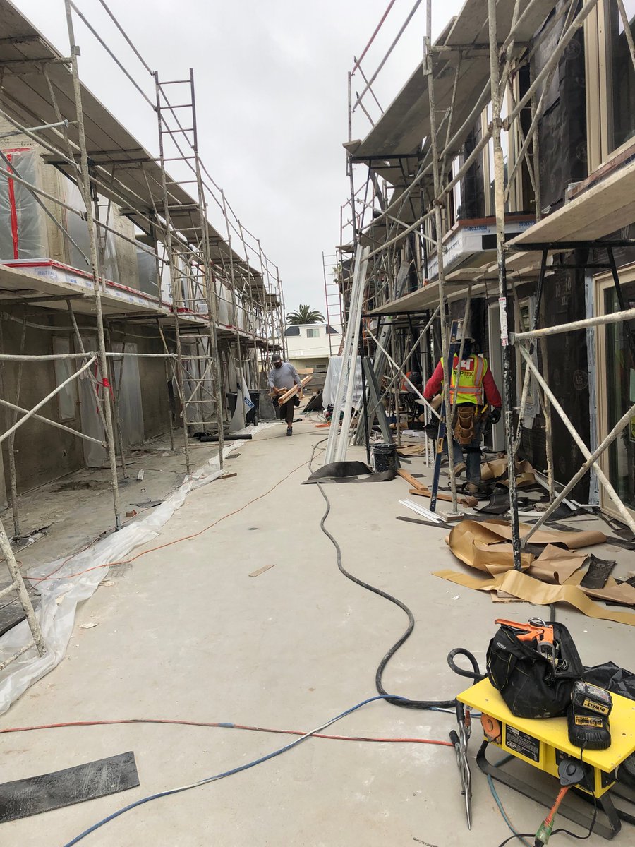 InfiniteTechSD's tweet photo. This morning, our technicians started the day helping out a previous customer troubleshooting the Directv system in their RV. After that, they headed down to #SanDiego to put the finishing touches on the new Apartment building we've been working at. https://t.co/FLzKwx63q5