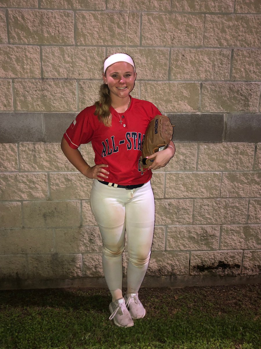 Huge congratulations to Kaleigh Ham for earning the Golden Glove Award for the North Team at the Austin Area All-Star game last night. #CPProud #GoWolvesGo