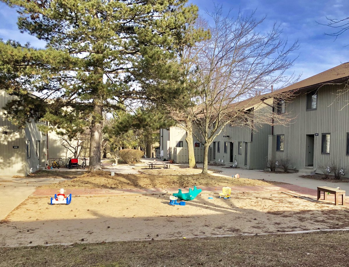 Hellmuth Obama & Kassebaum, Northwood I & IV (1955-56) /// Northwood is a large student housing complex on North Campus—HOK Architects of St. Louis were commissioned to design the sections for married students, which included large sandboxes in the courtyard space.