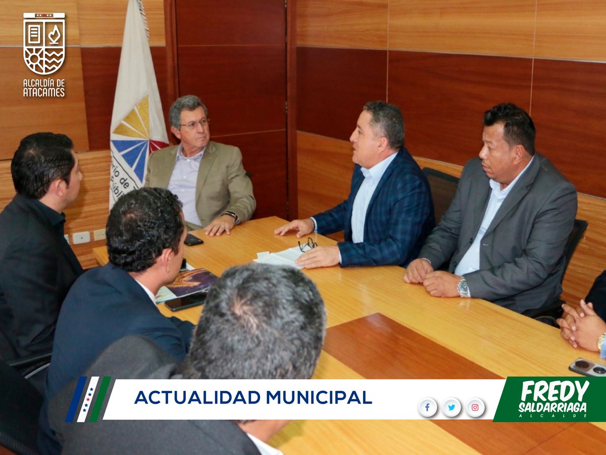 GadAtacames2019's tweet photo. En la mañana y tarde de este jueves el Alcalde de Atacames y Concejales se reunieron con el Ministro Ing. Aurelio Hidalgo y Viceministro Ing. Ricardo Paula de Infraestructura, Transporte y Obras Públicas. Gestionando beneficios para nuestro Cantón. https://t.co/A68aOmWlyJ