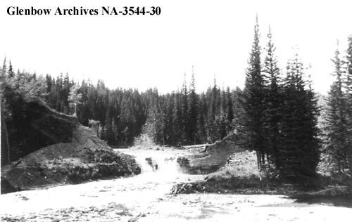 tcdixon3's tweet photo. Take a step back in time to one of my all-time favourite places, the Ghost River Wilderness, with these historic photos.
https://t.co/oLidGsHIxr
#ABhistory #history #exploreAlberta #Alberta #TheGhost #ABparks #GhostValley #CanadianRockies https://t.co/MPpPzdQNNV