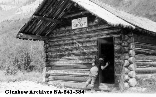 tcdixon3's tweet photo. Take a step back in time to one of my all-time favourite places, the Ghost River Wilderness, with these historic photos.
https://t.co/oLidGsHIxr
#ABhistory #history #exploreAlberta #Alberta #TheGhost #ABparks #GhostValley #CanadianRockies https://t.co/MPpPzdQNNV