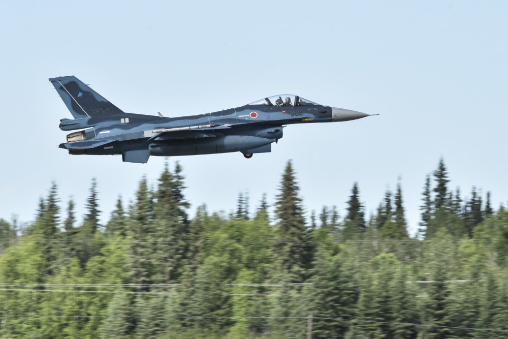 USPACOM's tweet photo. https://t.co/z4O3SepwNk
#RedFlagAlaska 19-2, a @PACAF-directed exercise, allows U.S. forces to train with coalition partners in a simulated combat environment. Airmen from the @JASDF_PAO, #ROK Air Force, and #RoyalThaiAirForce are participating. https://t.co/LOhsLq4SdK