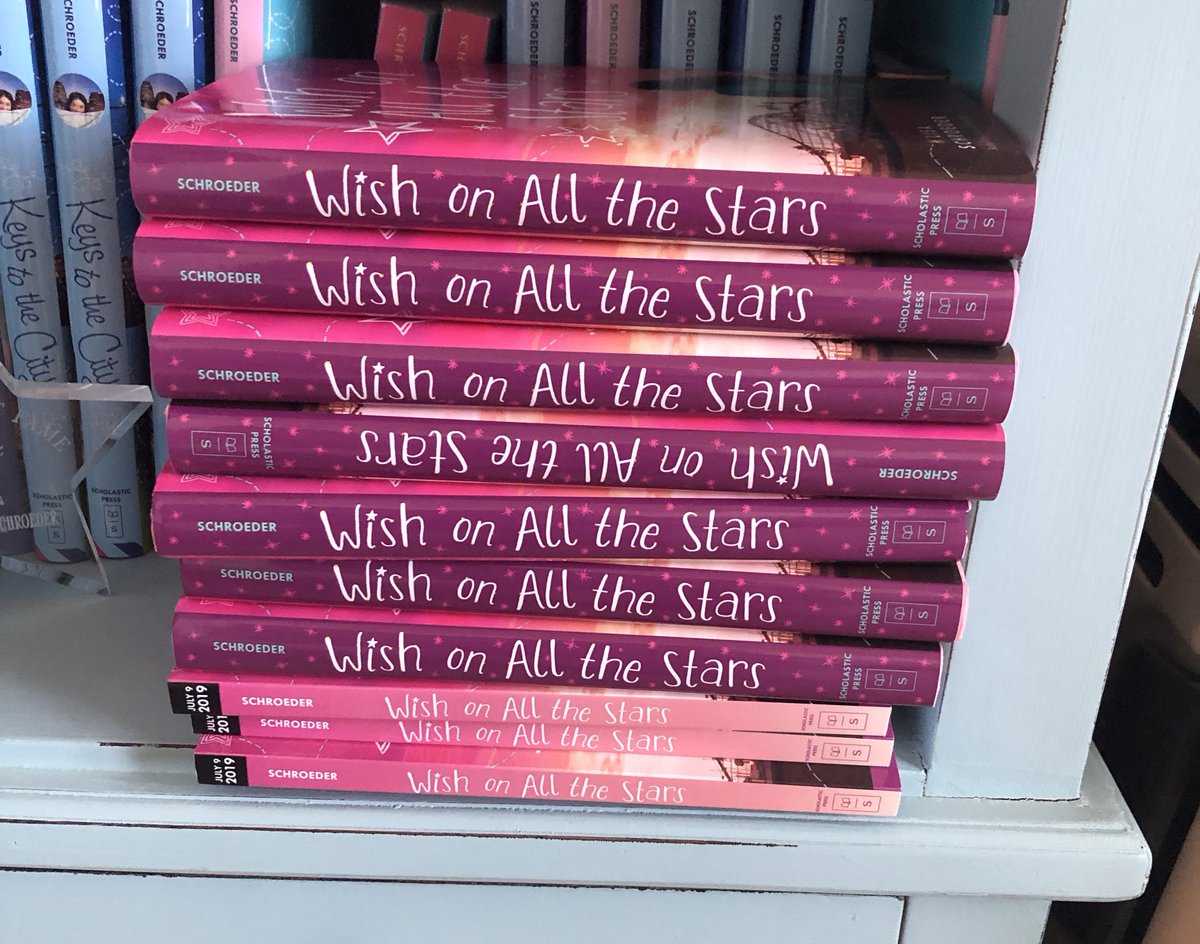 Lisa Schroeder tweet media