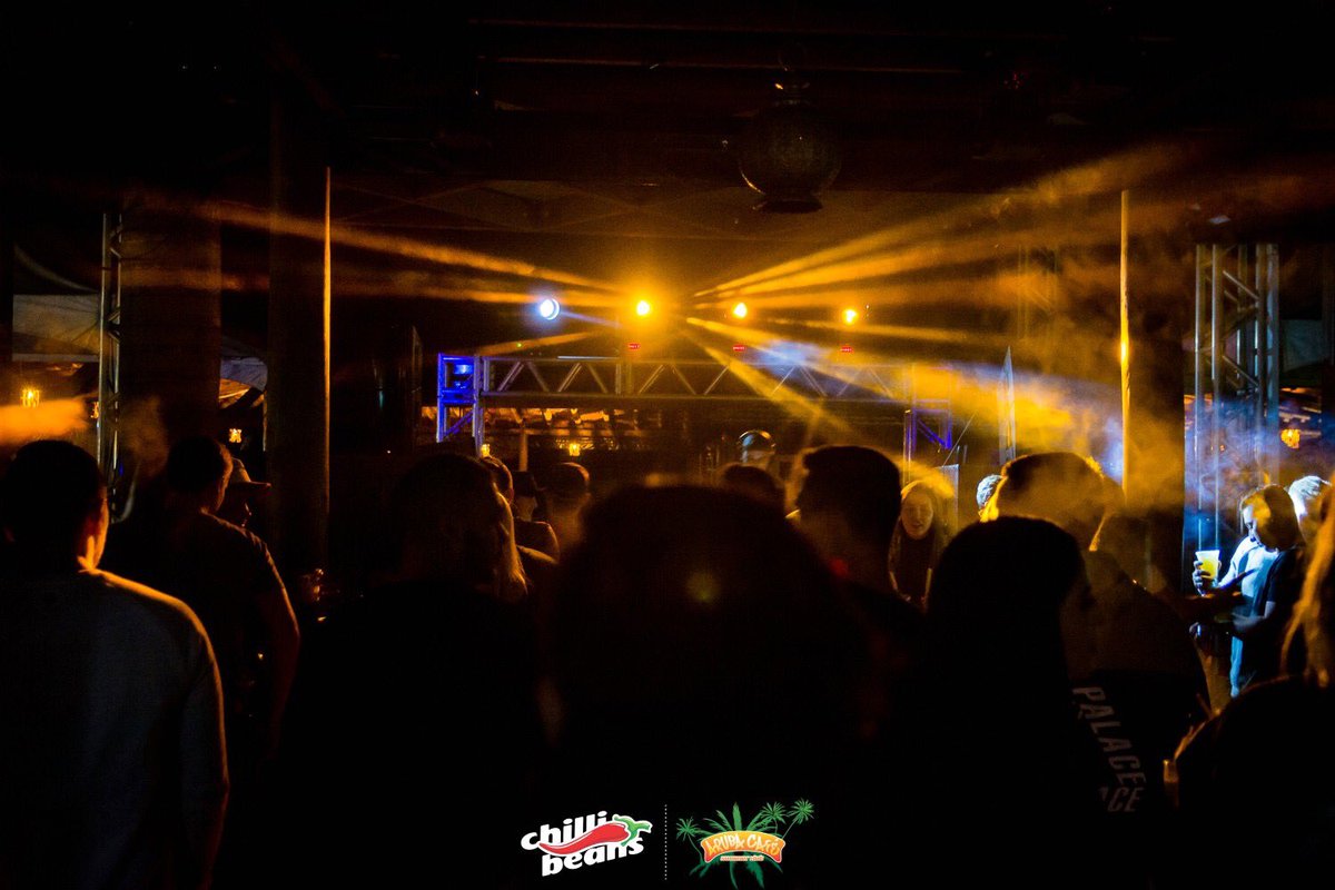 aruba_cafe's tweet photo. Disponíveis em nossa fanpage no Facebook, todas as fotos do evento #goinsane com #Maxximal do último sábado 💣💣🔥
Álbum completo: https://t.co/IxdShZ2zh6 https://t.co/ZziPI75ZdJ