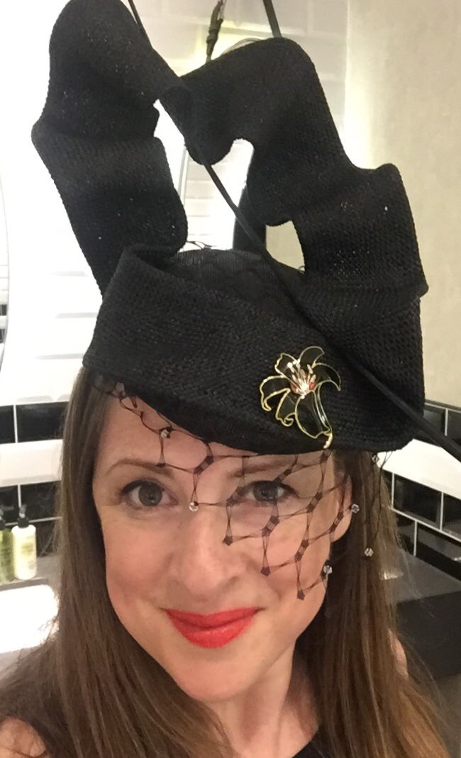 Great night, thank you to  #SouthwarkAwards for giving me the commendable award for retailer of the year!!