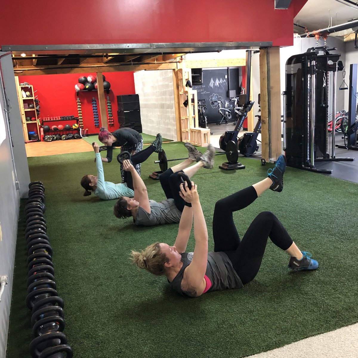 RechargeSport's tweet photo. Creating a stronger core is essential for correct movement patterns. 
Learning correct movement patterns is essential to preventing injuries. 
#youbetter #recharge #inbend https://t.co/uy3NmqMk84