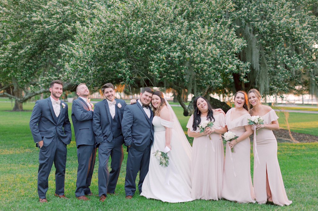 One of the things I love most about post wedding work (because you’re not just paying for us to show up on your wedding day) is putting Albums together 😍 I always know which photos are going to be MY favorites, but I adore seeing what my couple’s favorite photos are✨ #wedding